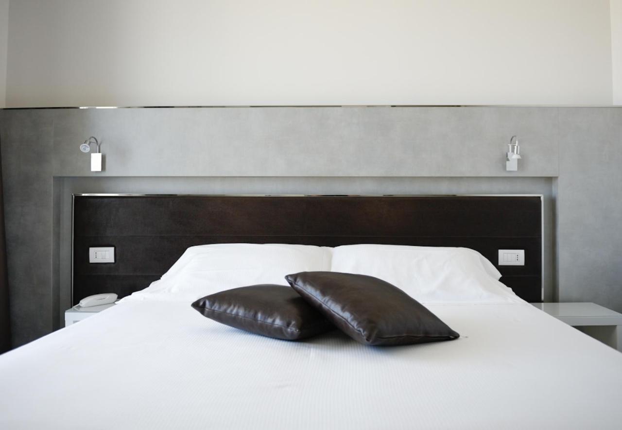 Double or Twin Room Partial Sea View