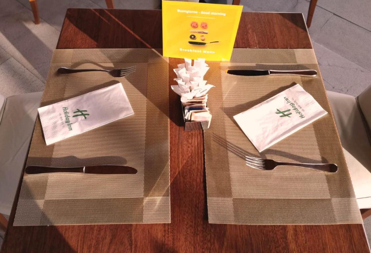 Double Room with French Bed - Disability Access,1011578116:JPEG