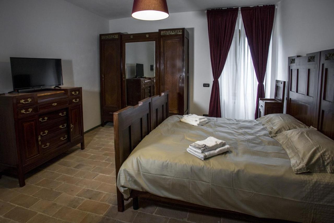 Camera Matrimoniale/Doppia con Letti Singoli con Bagno Privato