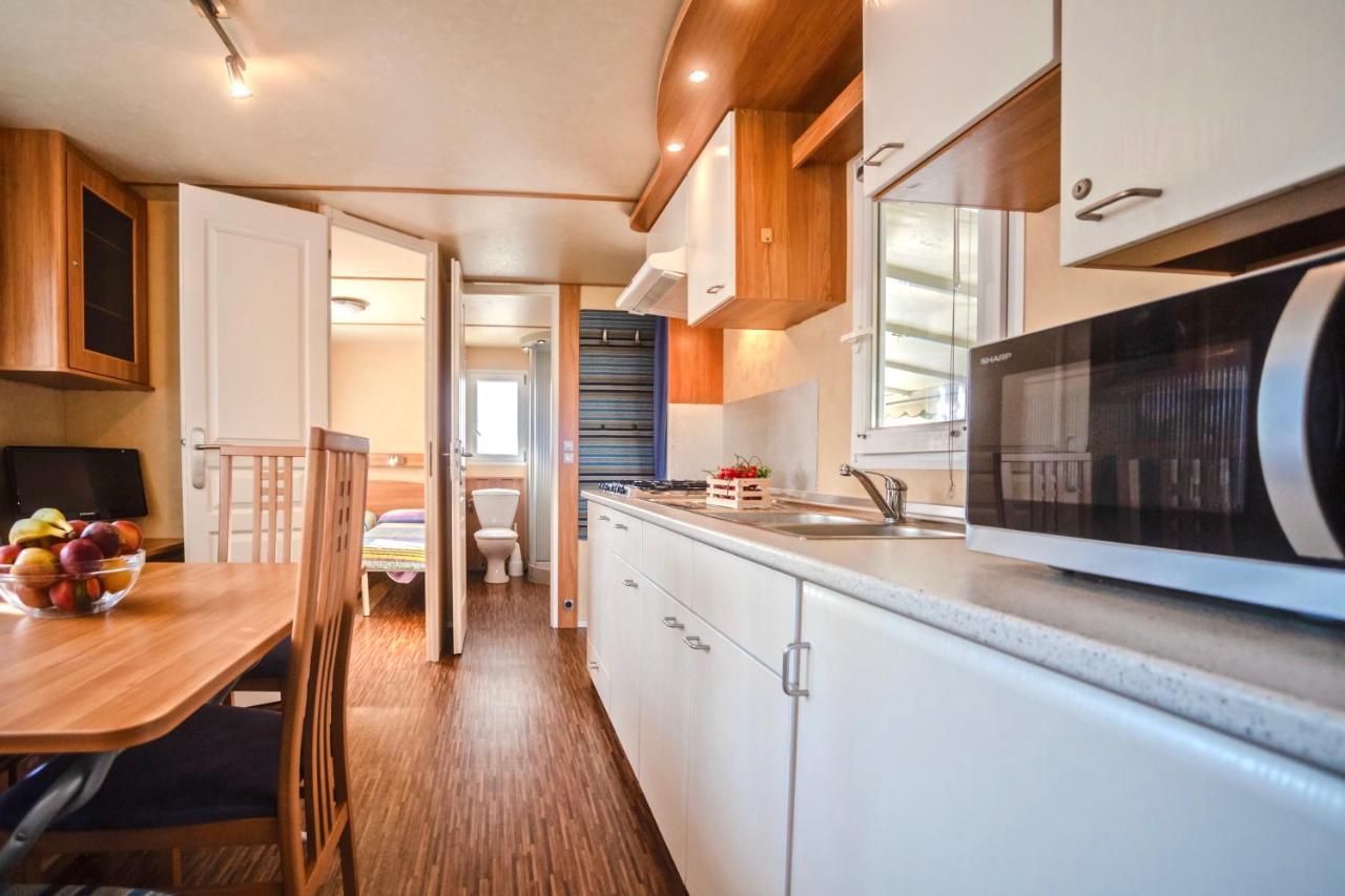 Mobile Home,1037244835:JPEG