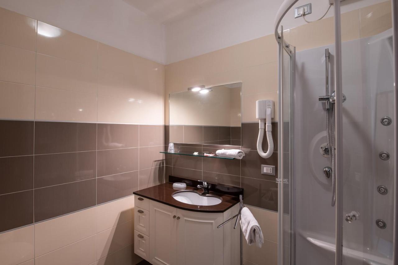 Double Room Ground Floor Economy Separate Building,1039537459:JPEG