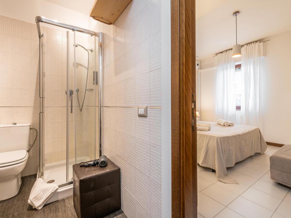 Standard Double Room,1111885893:JPEG