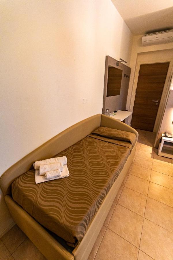 Triple Room Balcony,1127908434:JPEG