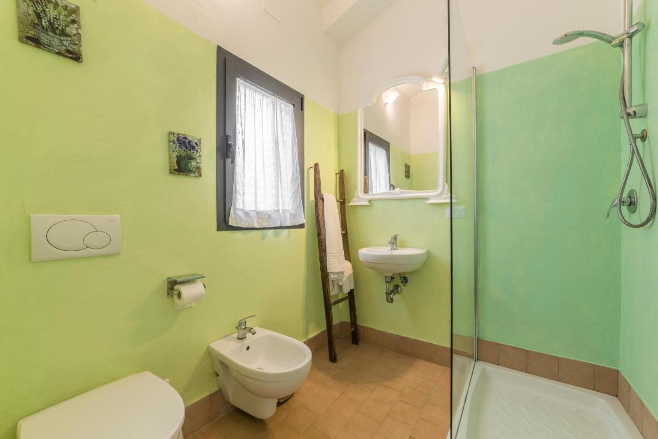 Standard Suite,1128686130:JPEG