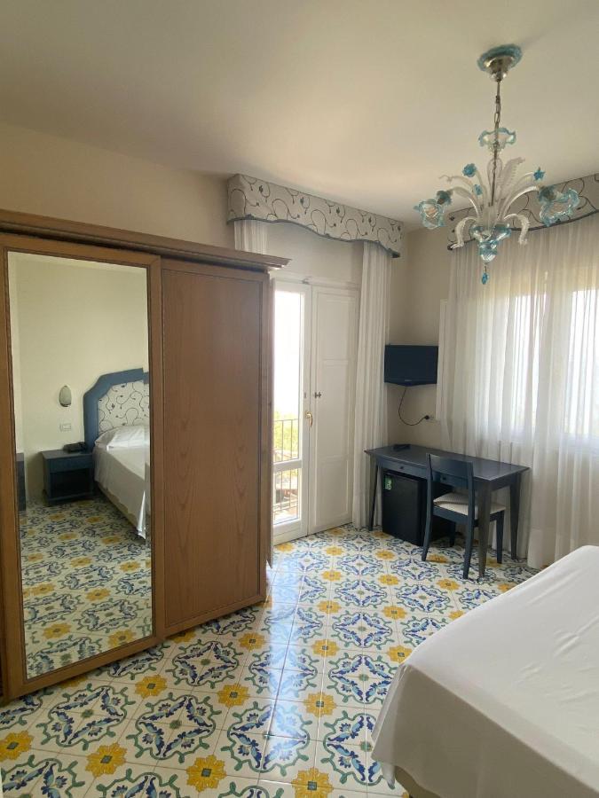 Double Room Garden View