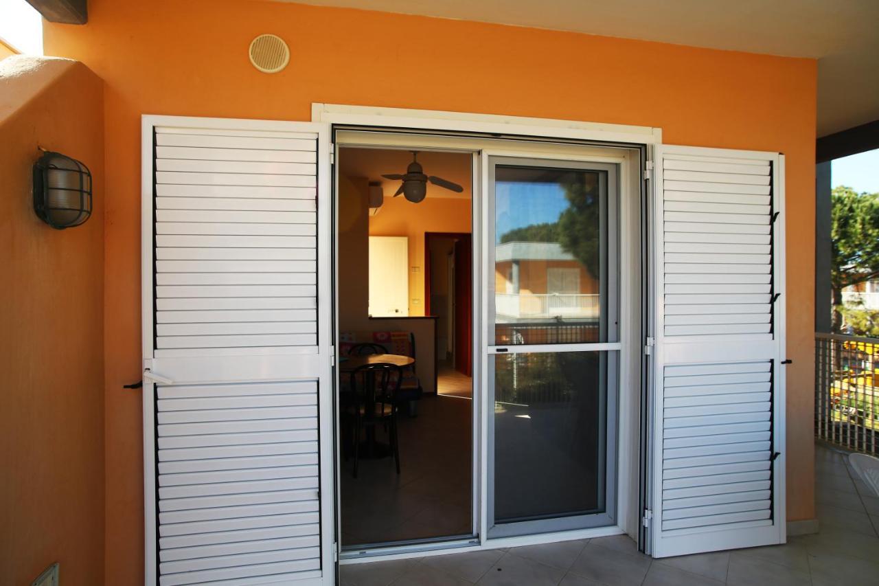 Two-Bedroom Apartment,1198057819:JPEG