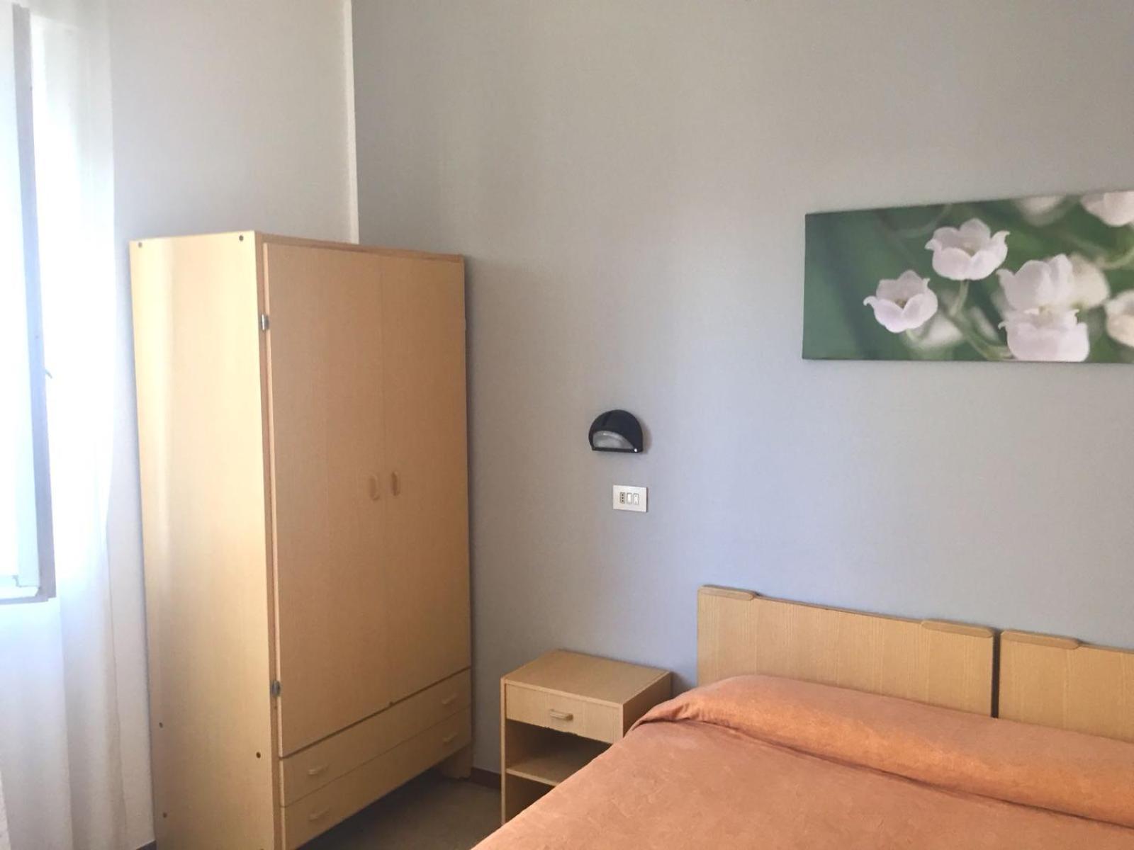 Triple Room,1317225667:JPEG