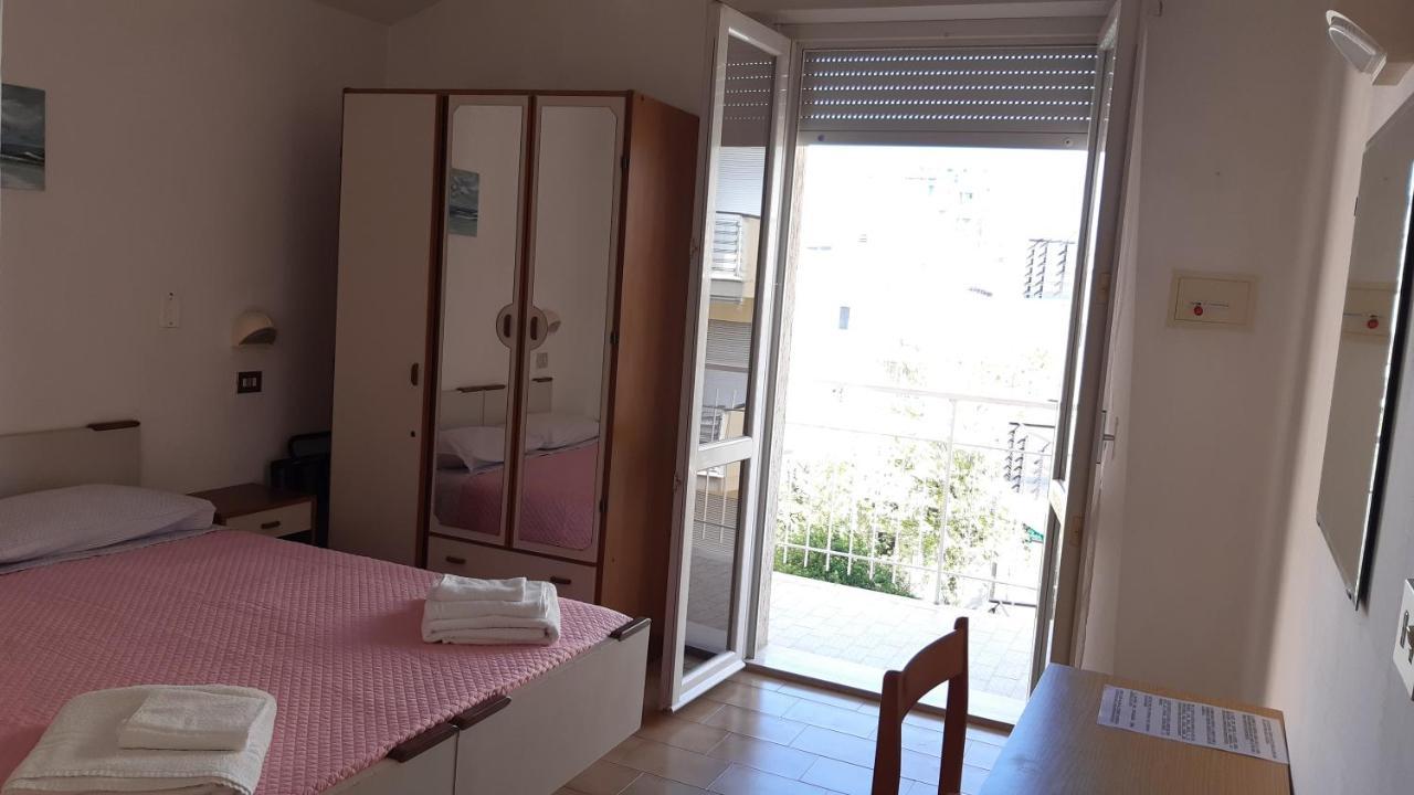 Double Room with Balcony,1211344384:JPEG