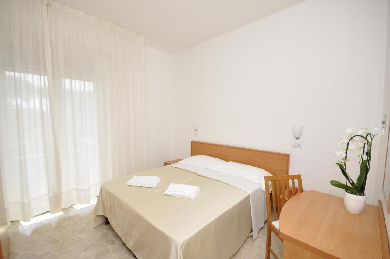 Camera Familiare con Balcone
