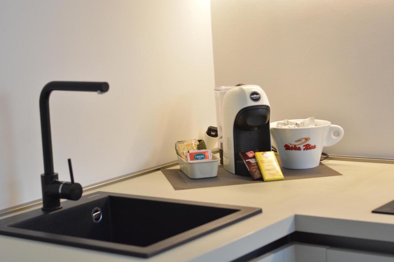 Studio with Spa Bath,1237010182:JPEG