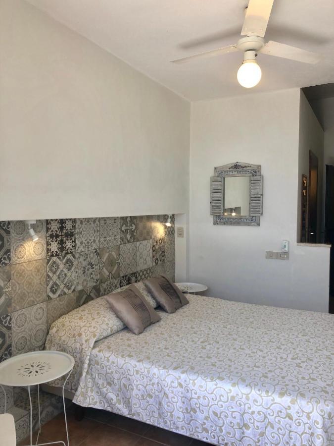 Small Double Room,1589142387:JPEG
