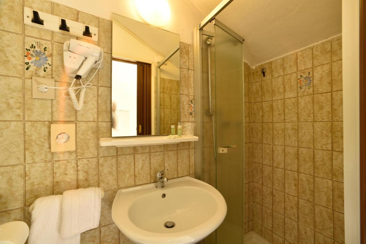 Camera Singola con Bagno Privato