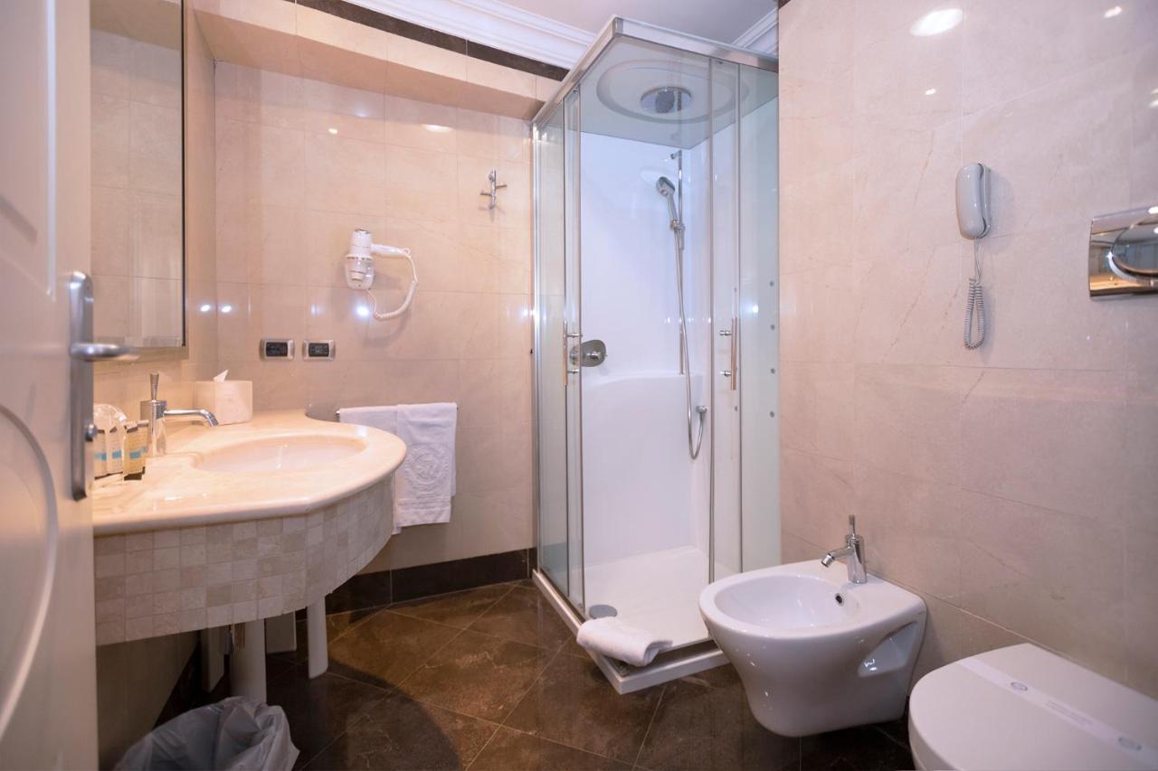 Superior Double Room,1258256581:JPEG