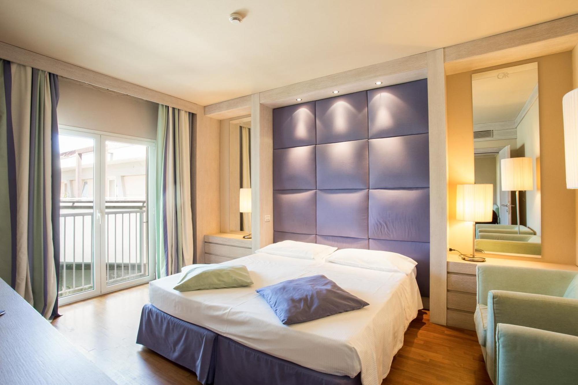 Junior Suite,733172128:JPEG