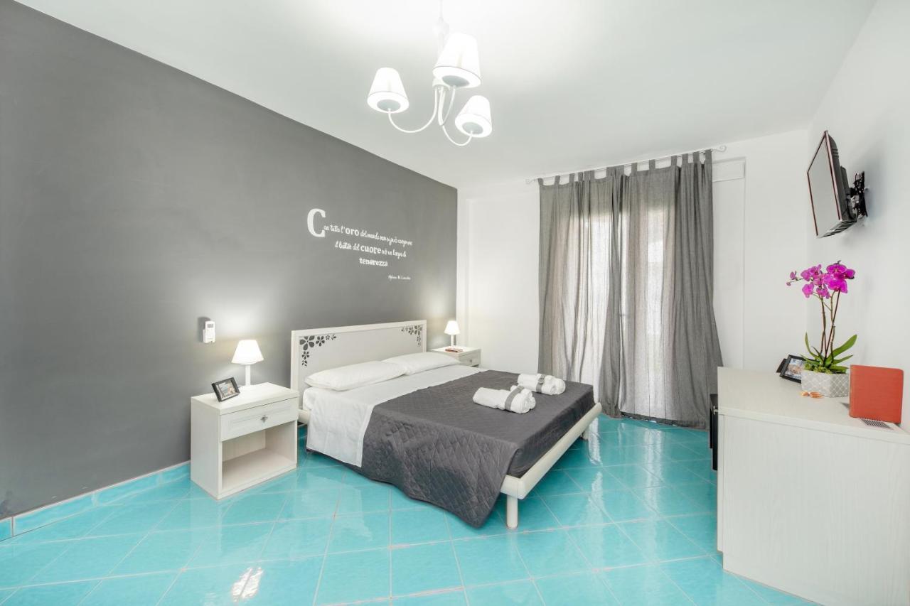 Camera Quadrupla