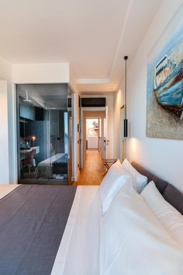 Camera Familiare con Vista Mare