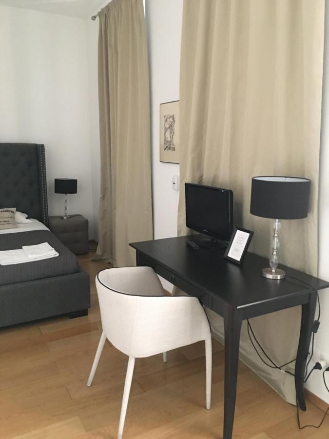 Standard Double Room Fan,1589242519:JPEG