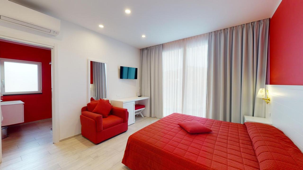 Deluxe Room,1313677225:JPEG
