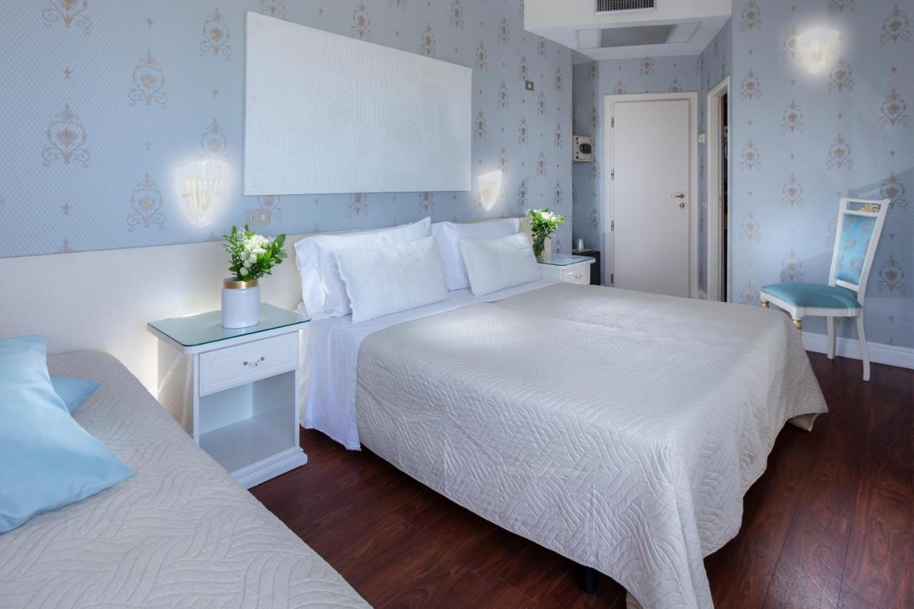 Superior Triple Room Sea View