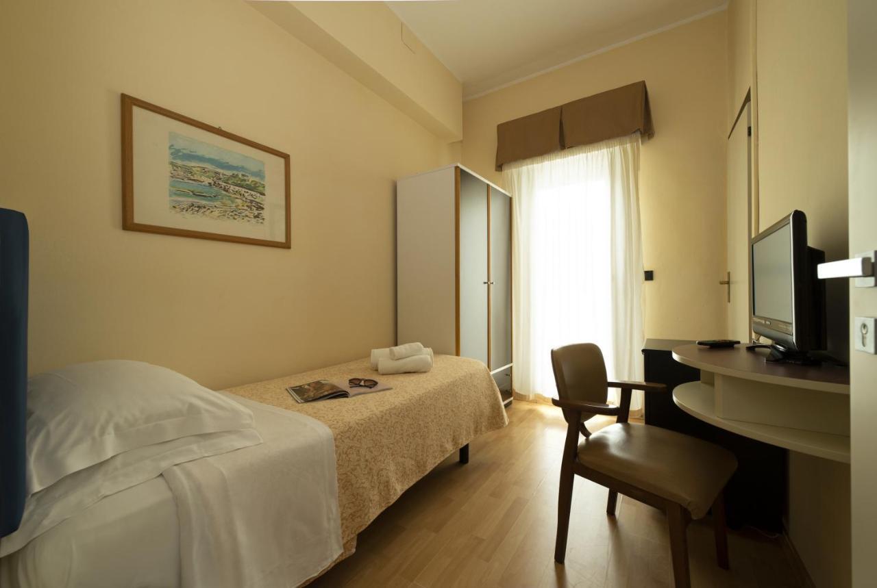 Single Room,1584751662:JPEG