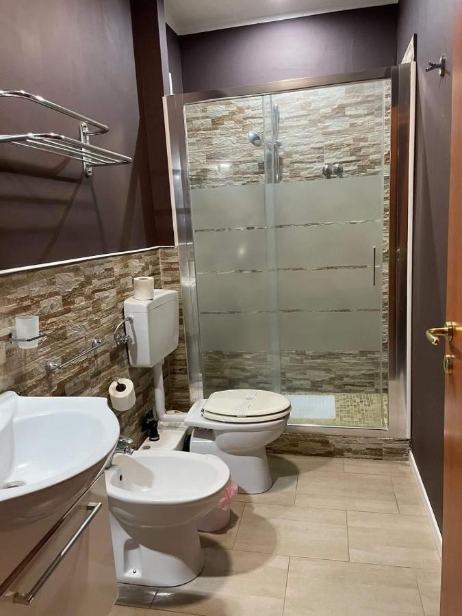 Camera Matrimoniale con Bagno Privato