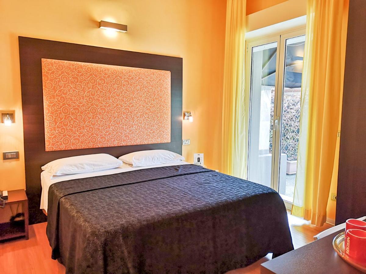Double Room,1364979278:JPEG