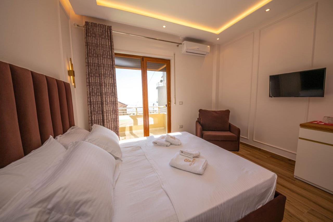 Camera Familiare con Balcone e Vista Mare