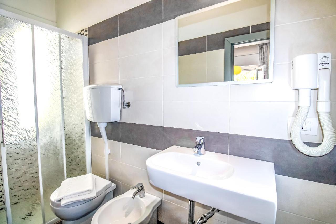 Triple Room with Balcony,1374627851:JPEG