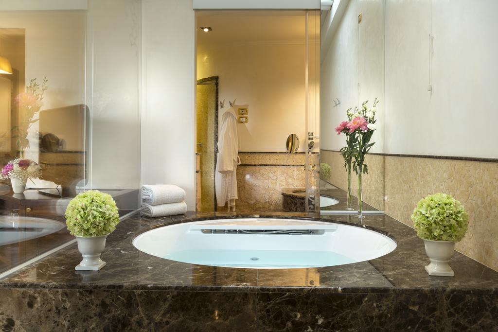 Suite Crystal con vasca idromassaggio