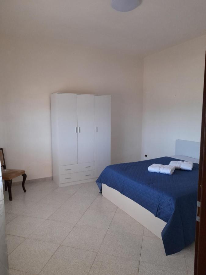 Two-Bedroom House,1553303515:JPEG