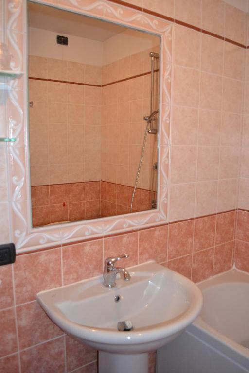 Triple Room,666161121:JPEG