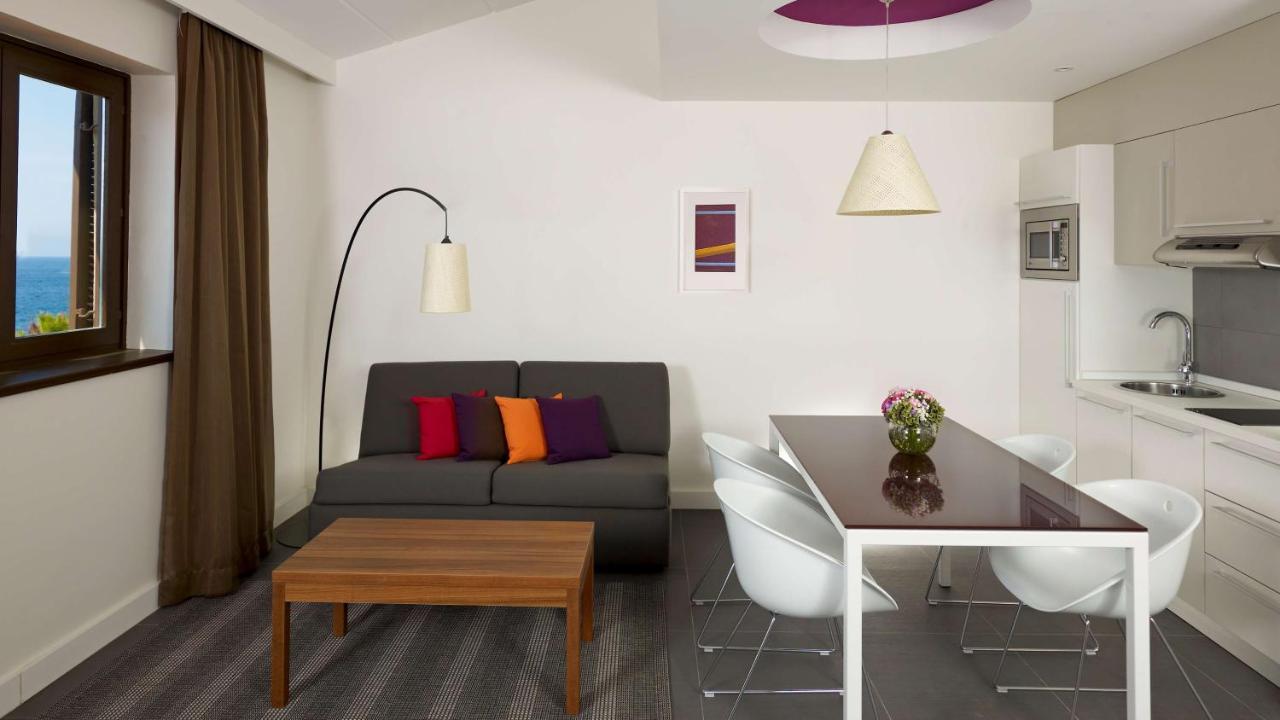 Premium One-Bedroom Apartment Sea Side,1498795462:JPEG