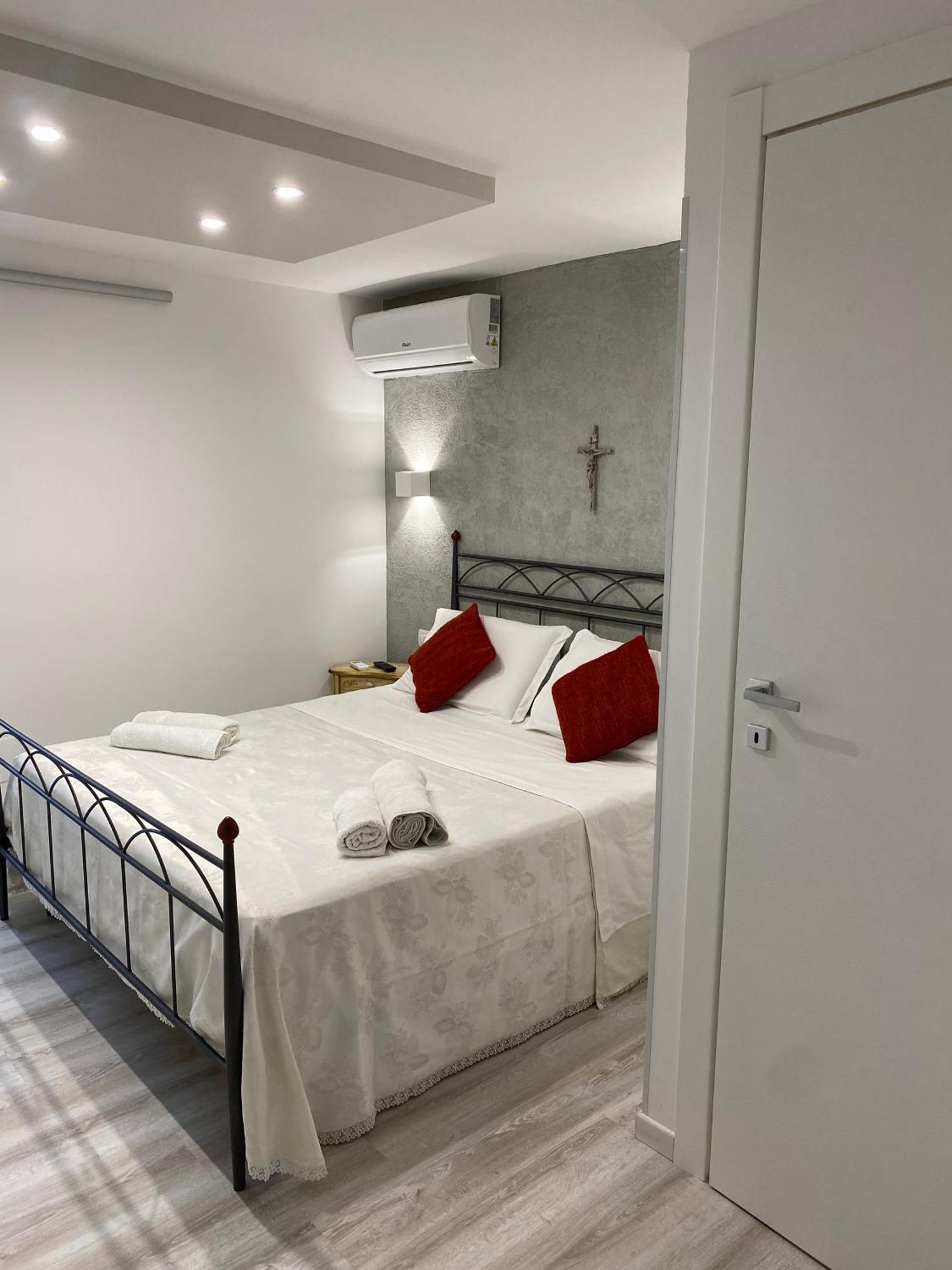 Double Room with Terrace,1501655011:JPEG