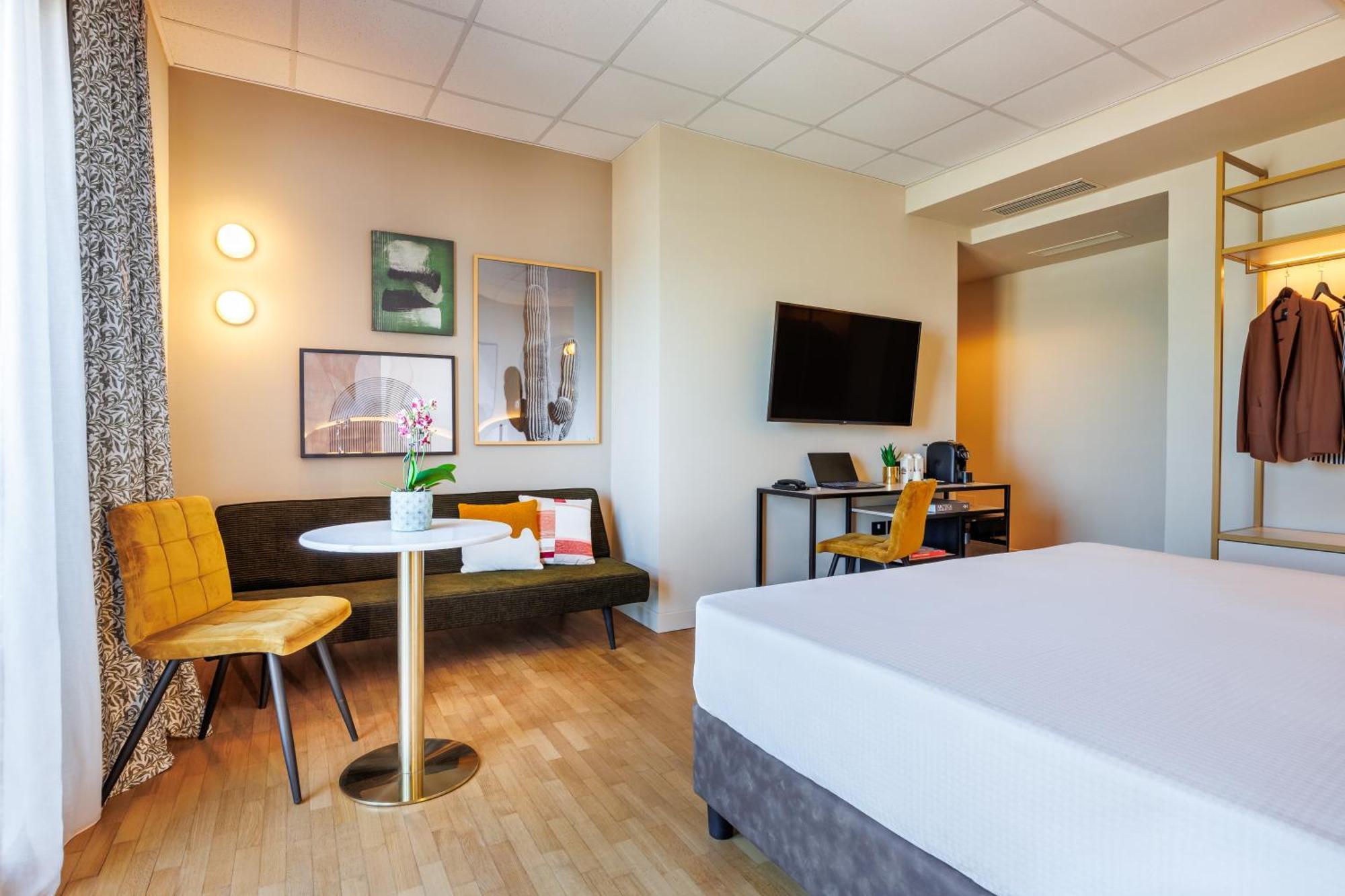 The Spirit for Three - Sea View,1542387895:JPEG