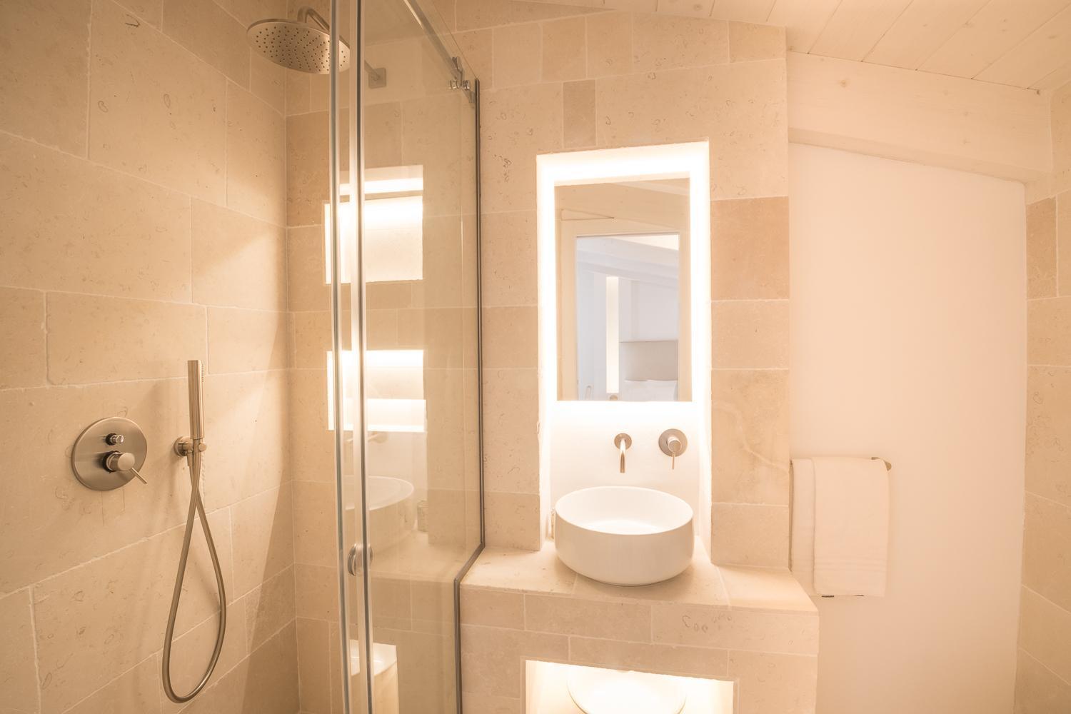 Camera Matrimoniale con Bagno Privato