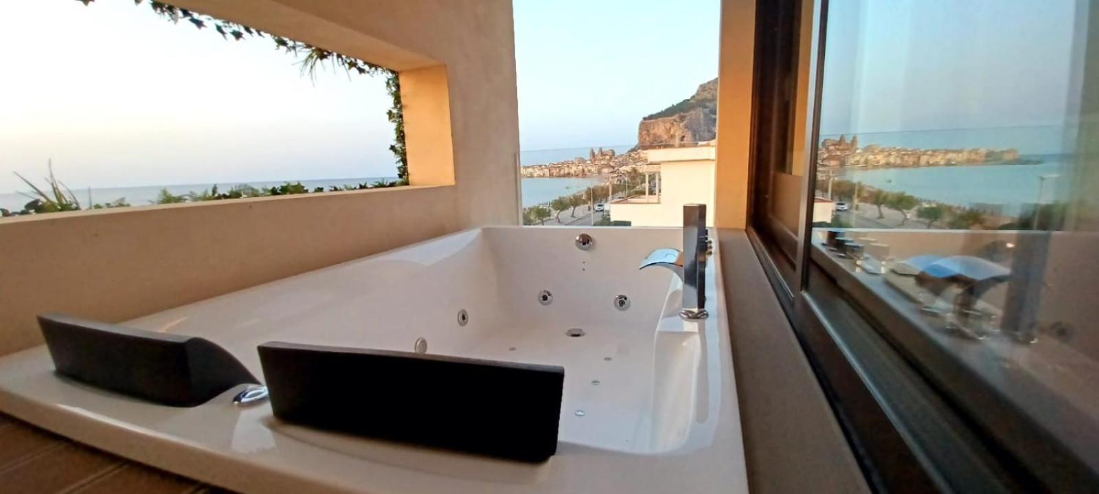 Junior Suite con Vasca Idromassaggio