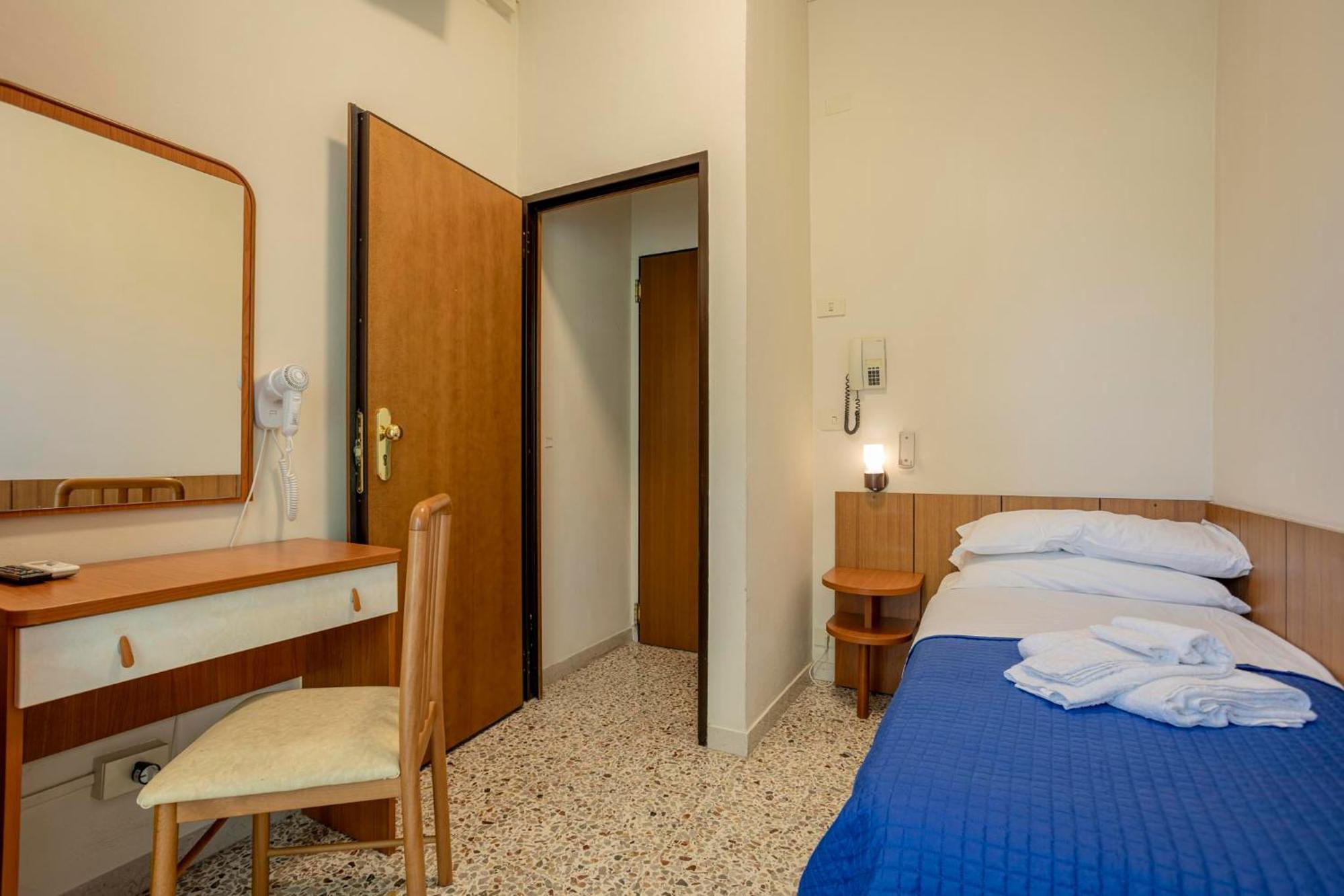 Single Room Balcony