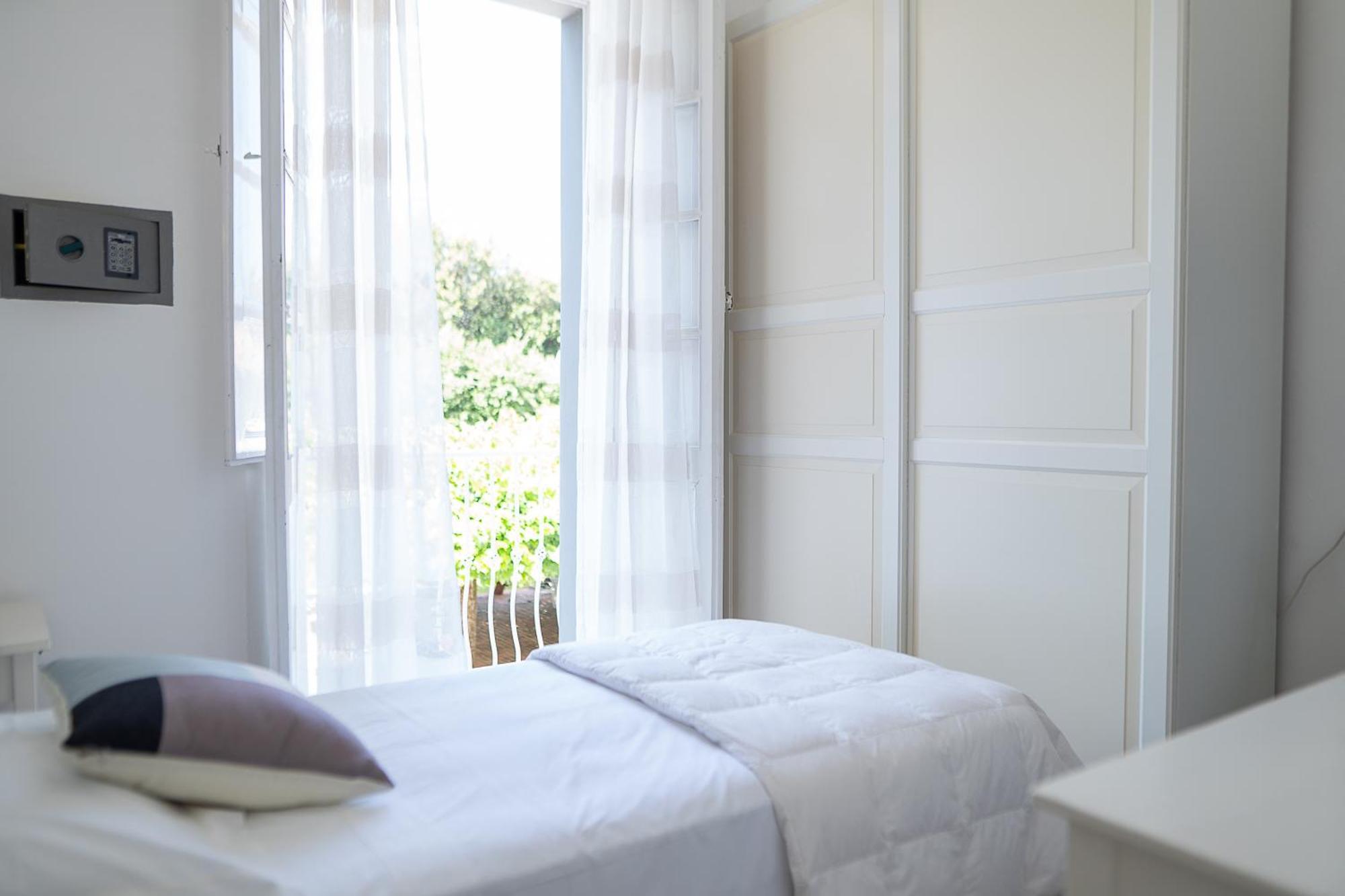 Single Room,1584528018:JPEG
