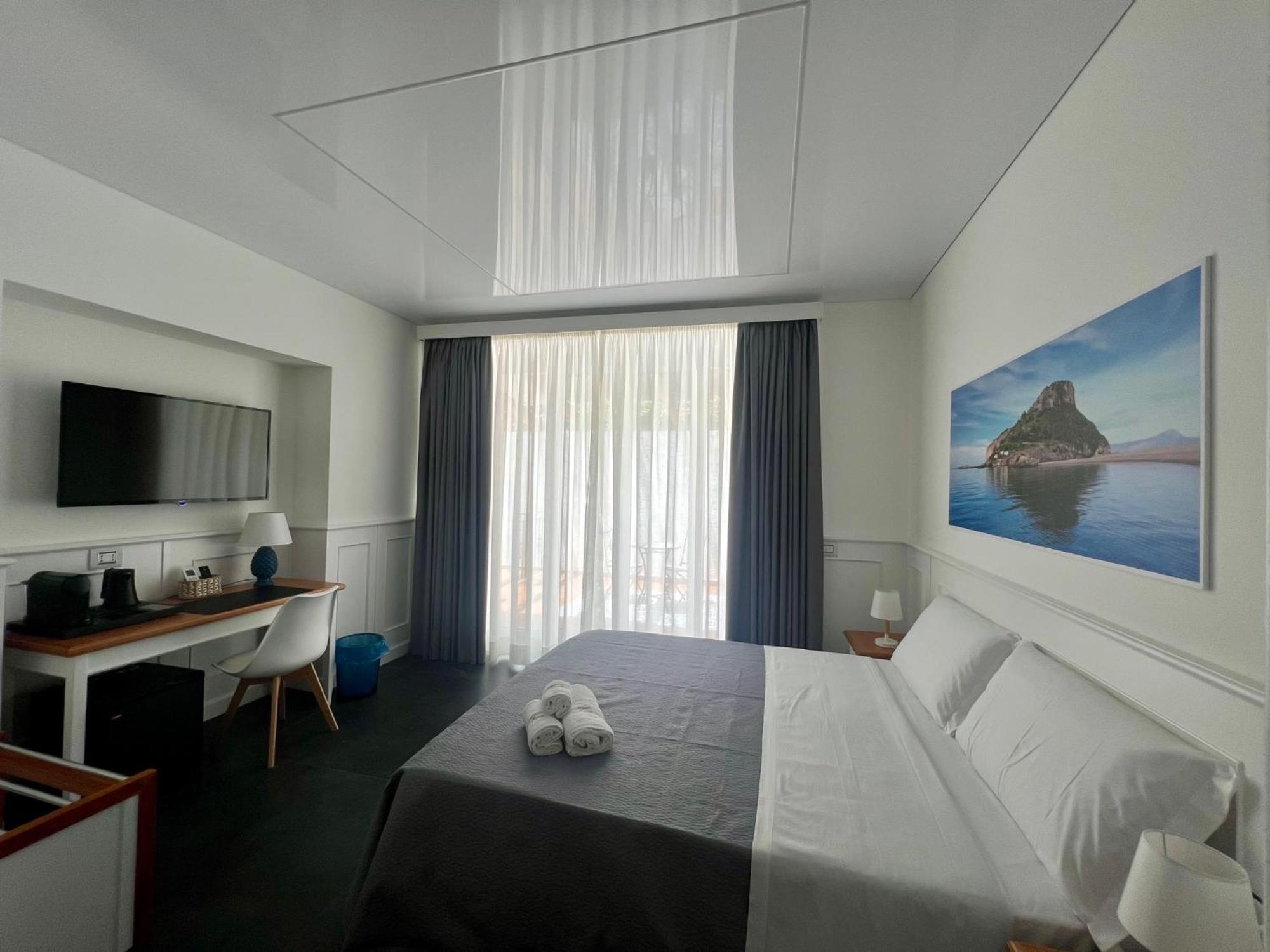 Deluxe Triple Room,1557884953:JPEG