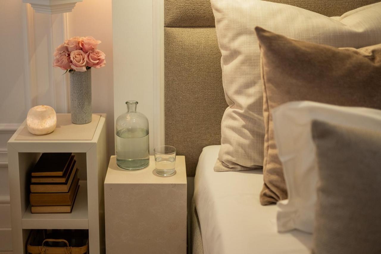 Junior Suite with Garden View,1566956405:JPEG