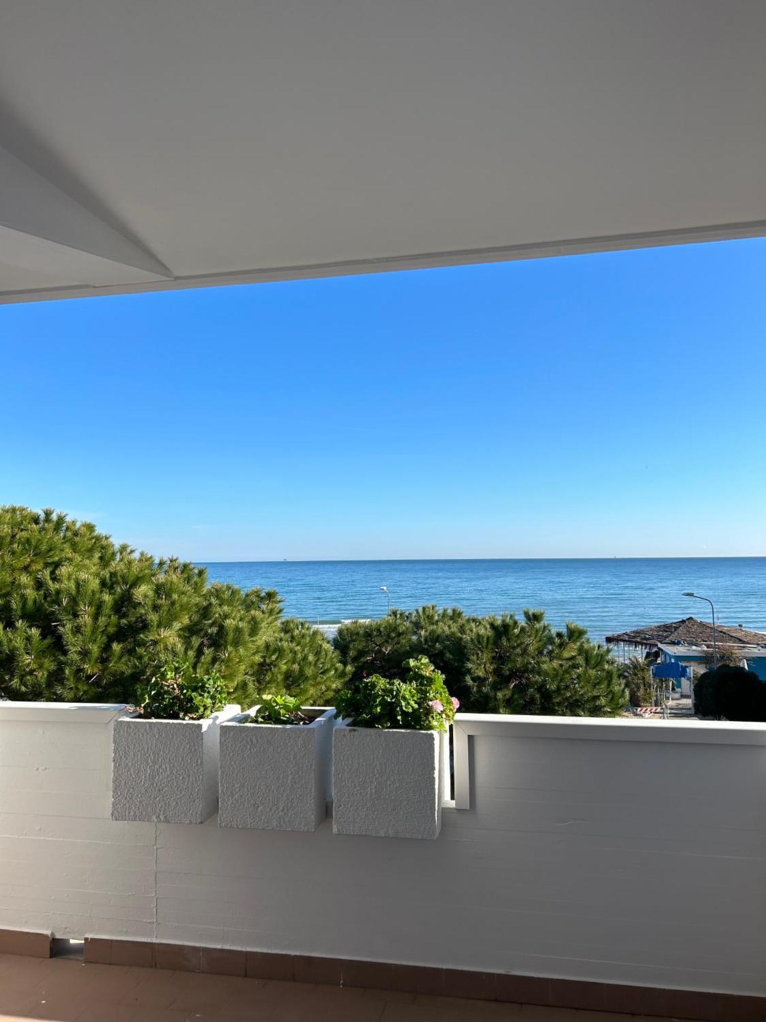 Camera Tripla Standard con Vista Mare