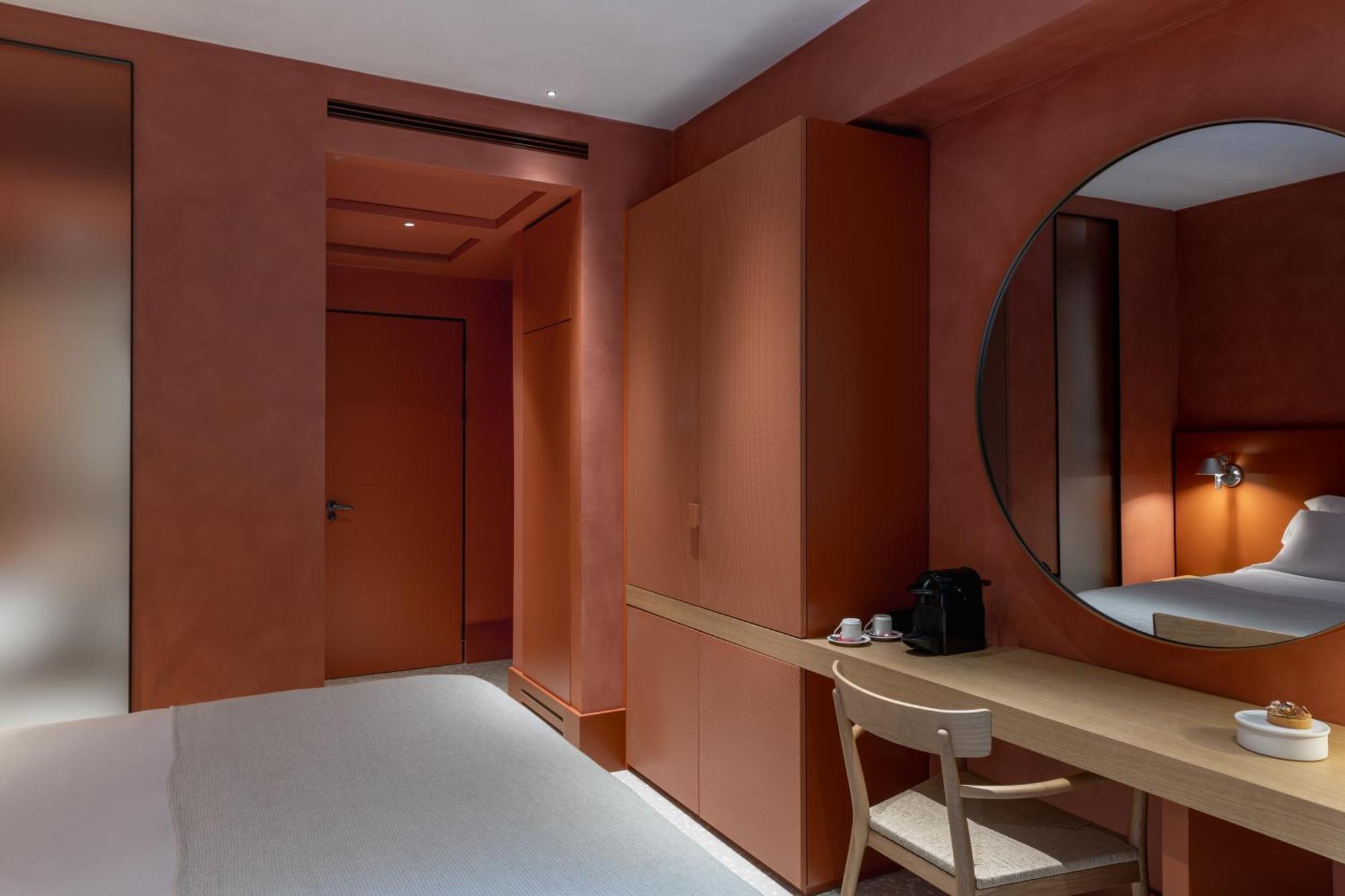 Double Room,1611122952:JPEG