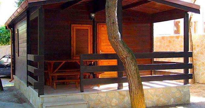 Bungalow con 2 Camere da Letto