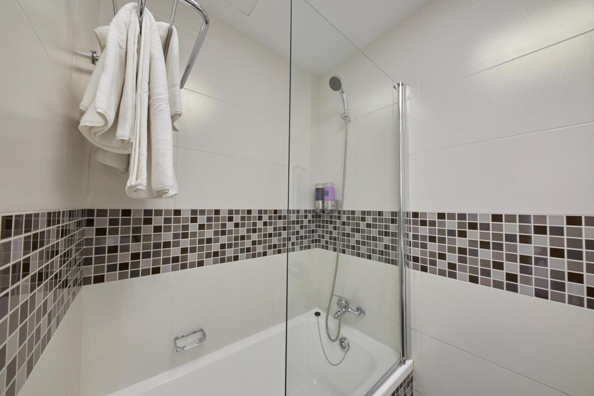 Camera Premium con Vista Piscina