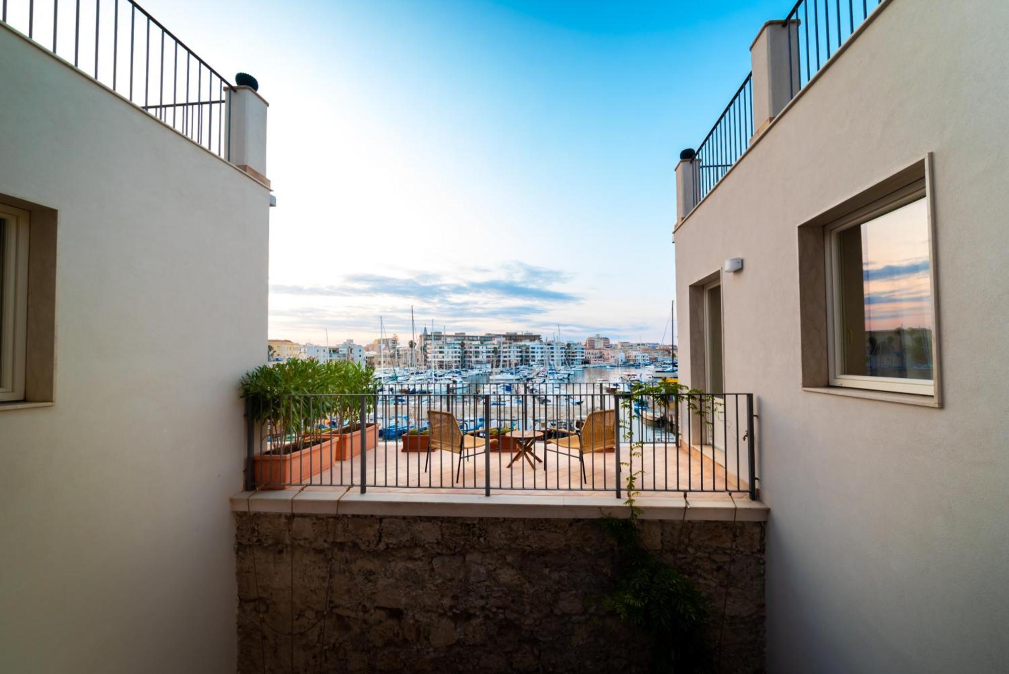 Camera Familiare con Vista Mare