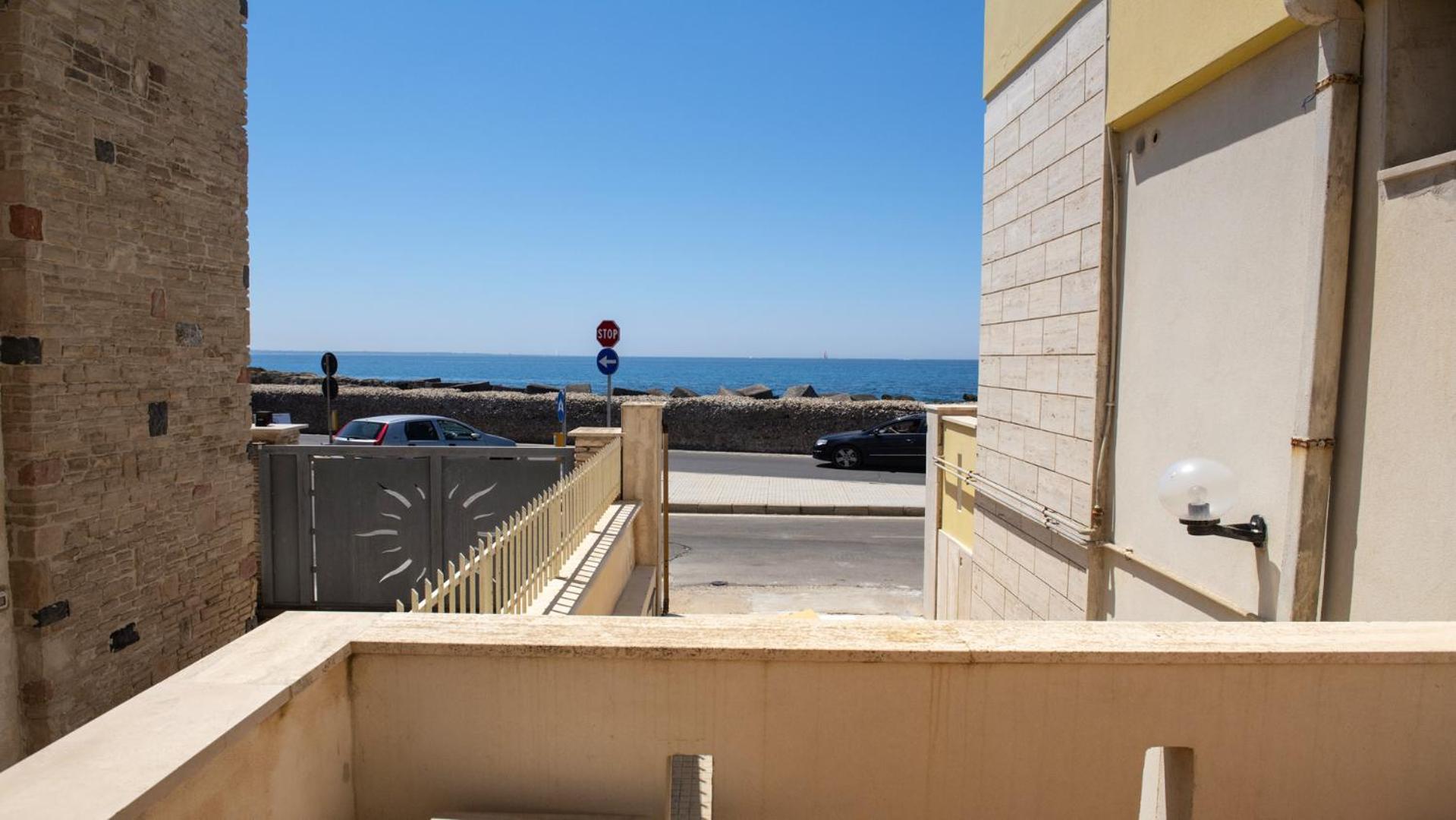 Camera Superior Doppia con Letti Singoli e Vista Mare