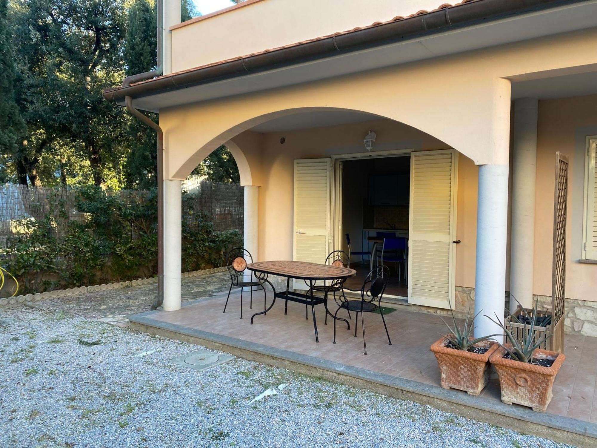 Appartamento con Vista Giardino