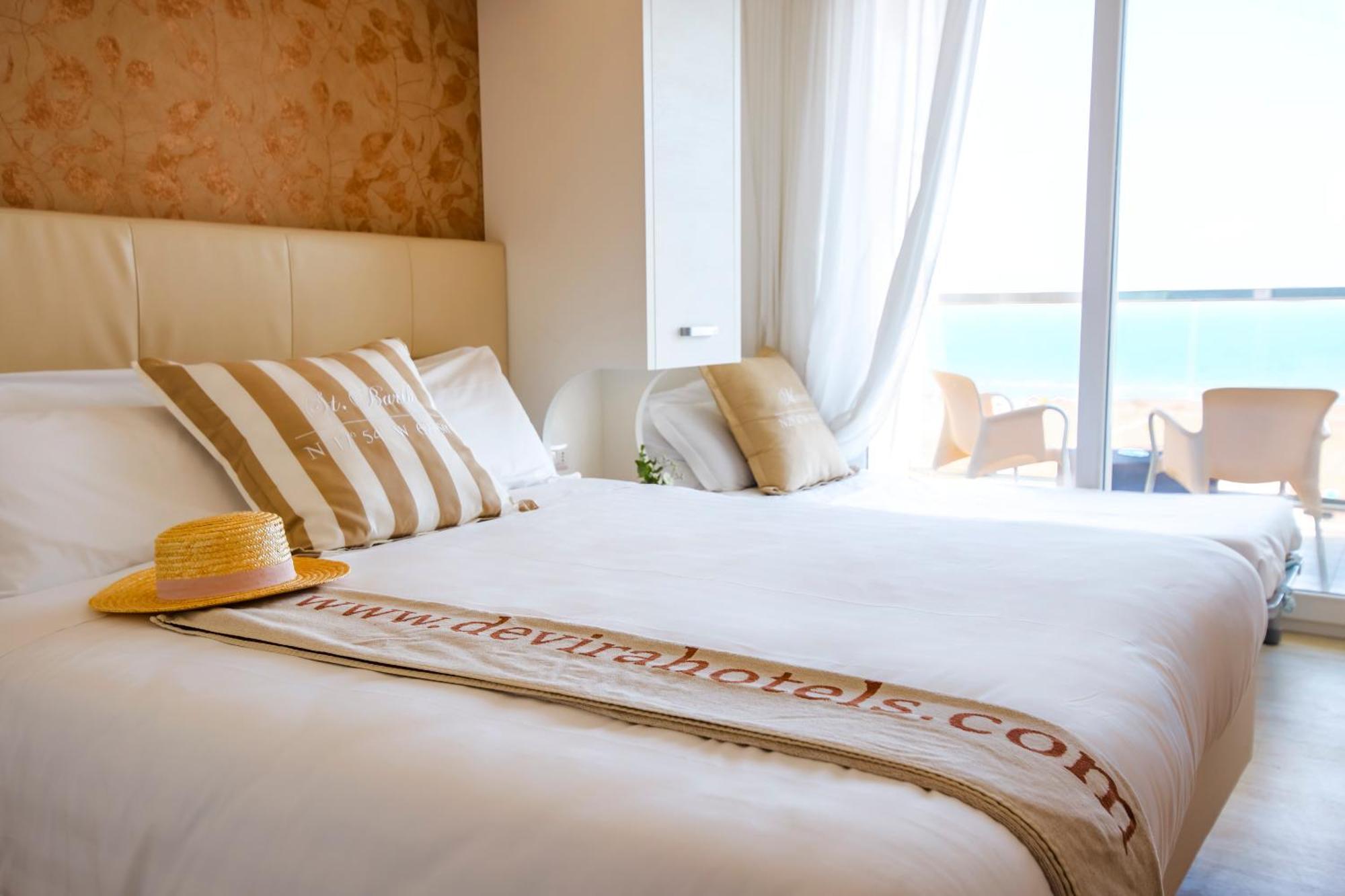 Standard Triple Room Sea View