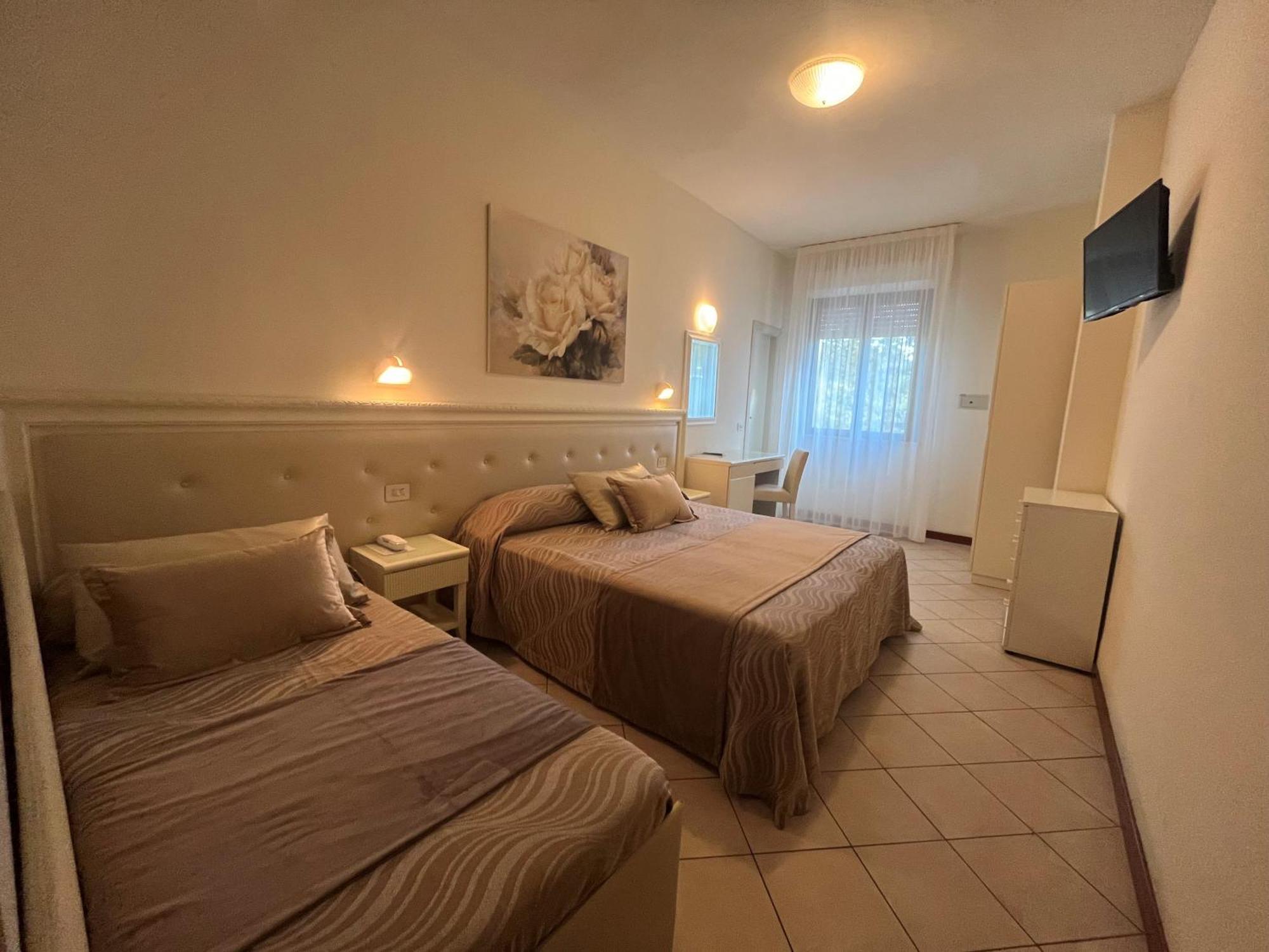 Comfort Triple Room