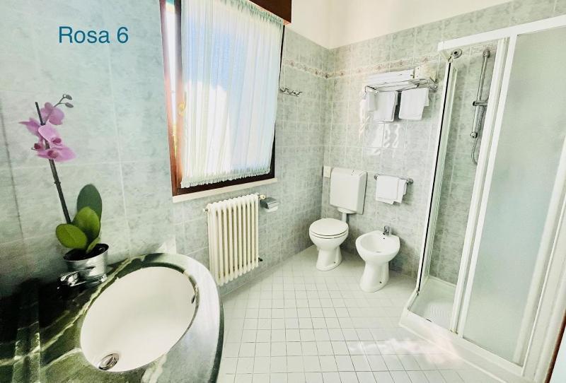 Large One-Bedroom Apartment